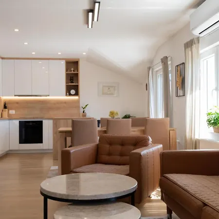 Villa Sweet - Makarska By Guide *